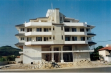 Edif&iacute;cio Residencial Buzios II &ndash; Praia de Jurer&ecirc; &ndash; Florian&oacute;polis-SC